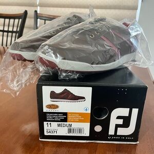 FootJoy Contour Casual Men's Sneakers - Brown and Burgundy